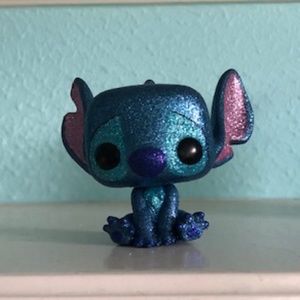 Funko Pop Stitch Hot Topic Exclusive Glitter